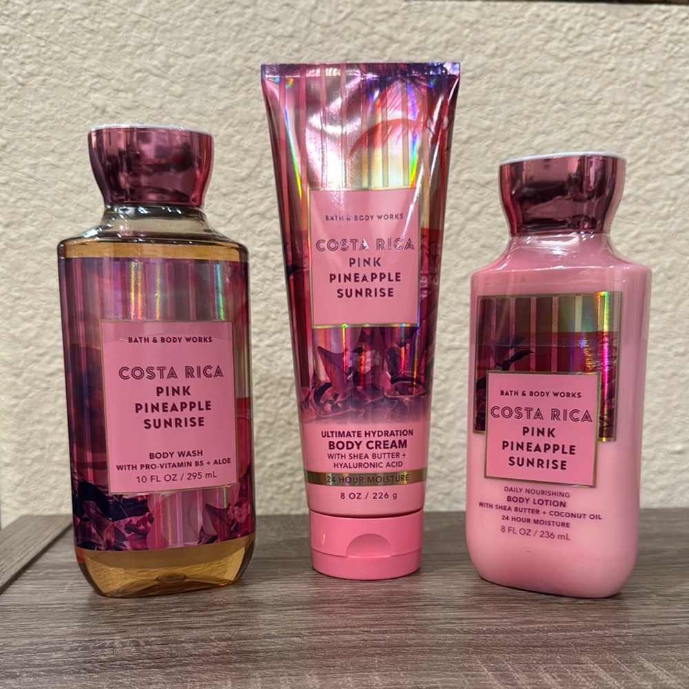Bath & Body Works Costa Rica Pink Pineapple Sunrise Body Care Set